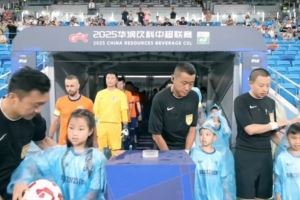 韦斯利首秀戴帽，德·列昂索建功！主场战青岛海牛比赛集锦请查收